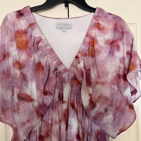 Hayden Cream and Pink Garment - Picture 5 of 6